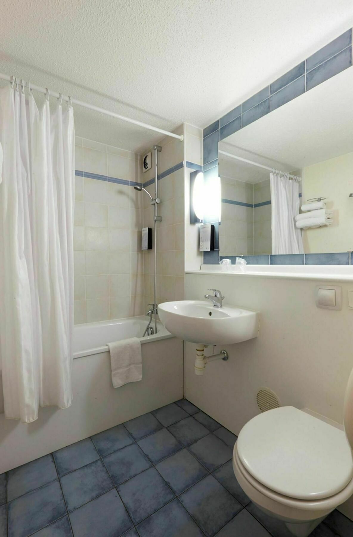 Kyriad Direct Nancy Est -